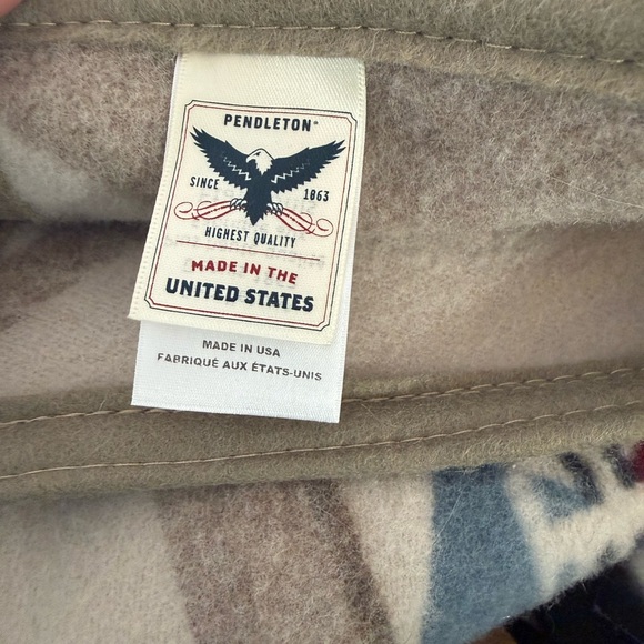 Pendleton Multicolor Patterned Blanket - Picture 10 of 11